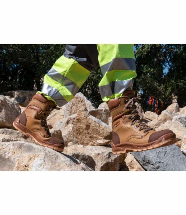 rangers-de-securite-jalborg-steel-sas-s3-ci-src-jallatte ranger jalborg steel de marque jallatte pour le chantier btp